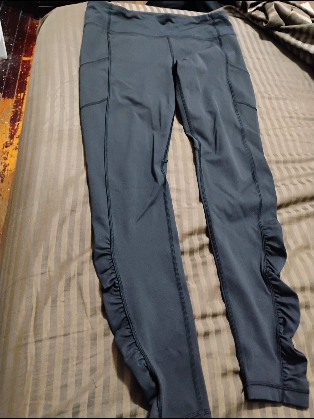 Lululemon Ruched Side Leggings - Black